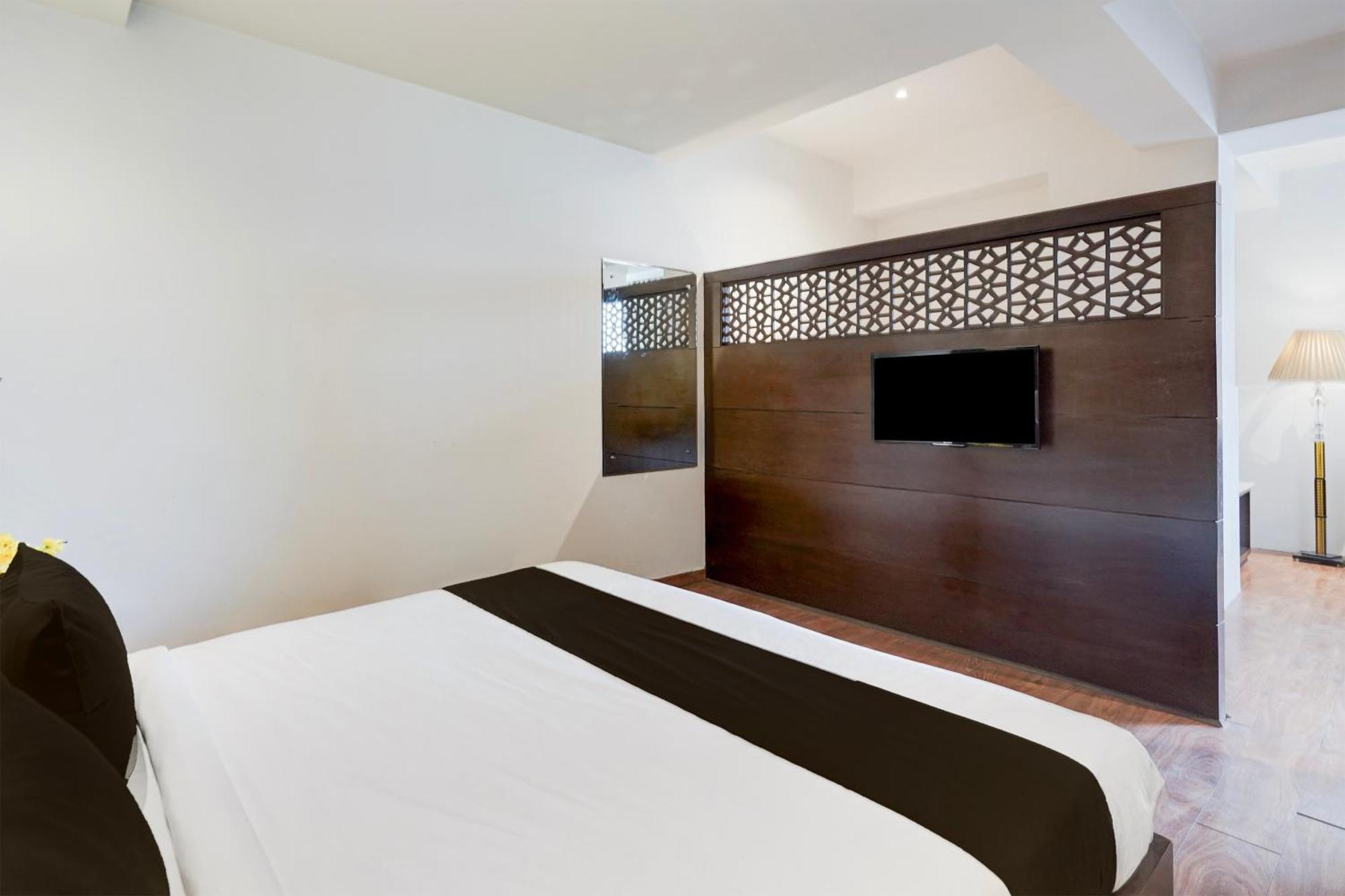 Townhouse Oak Agra Near Sultanganj Puliya Formerly Bb Grand المظهر الخارجي الصورة