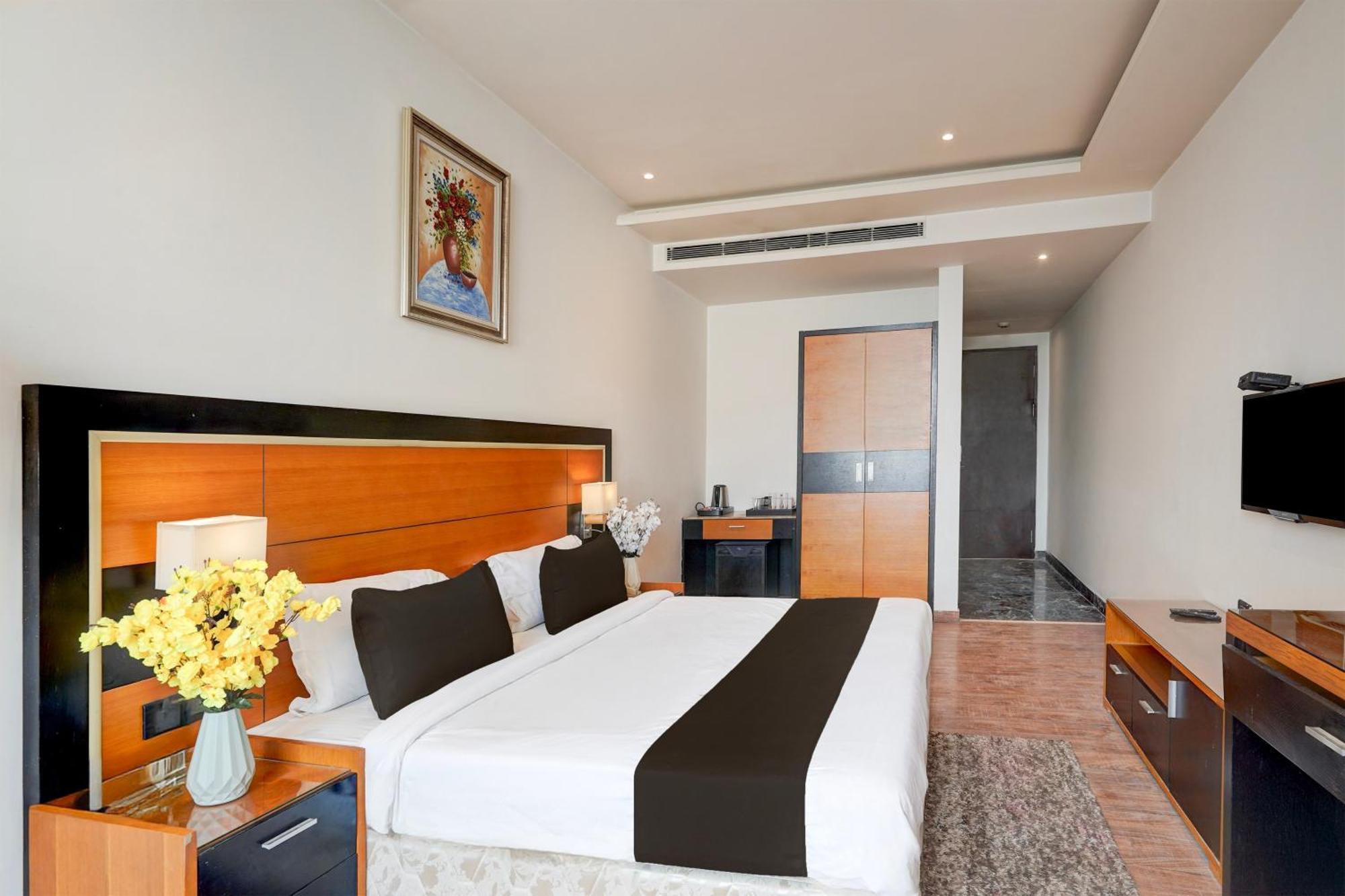 Townhouse Oak Agra Near Sultanganj Puliya Formerly Bb Grand المظهر الخارجي الصورة