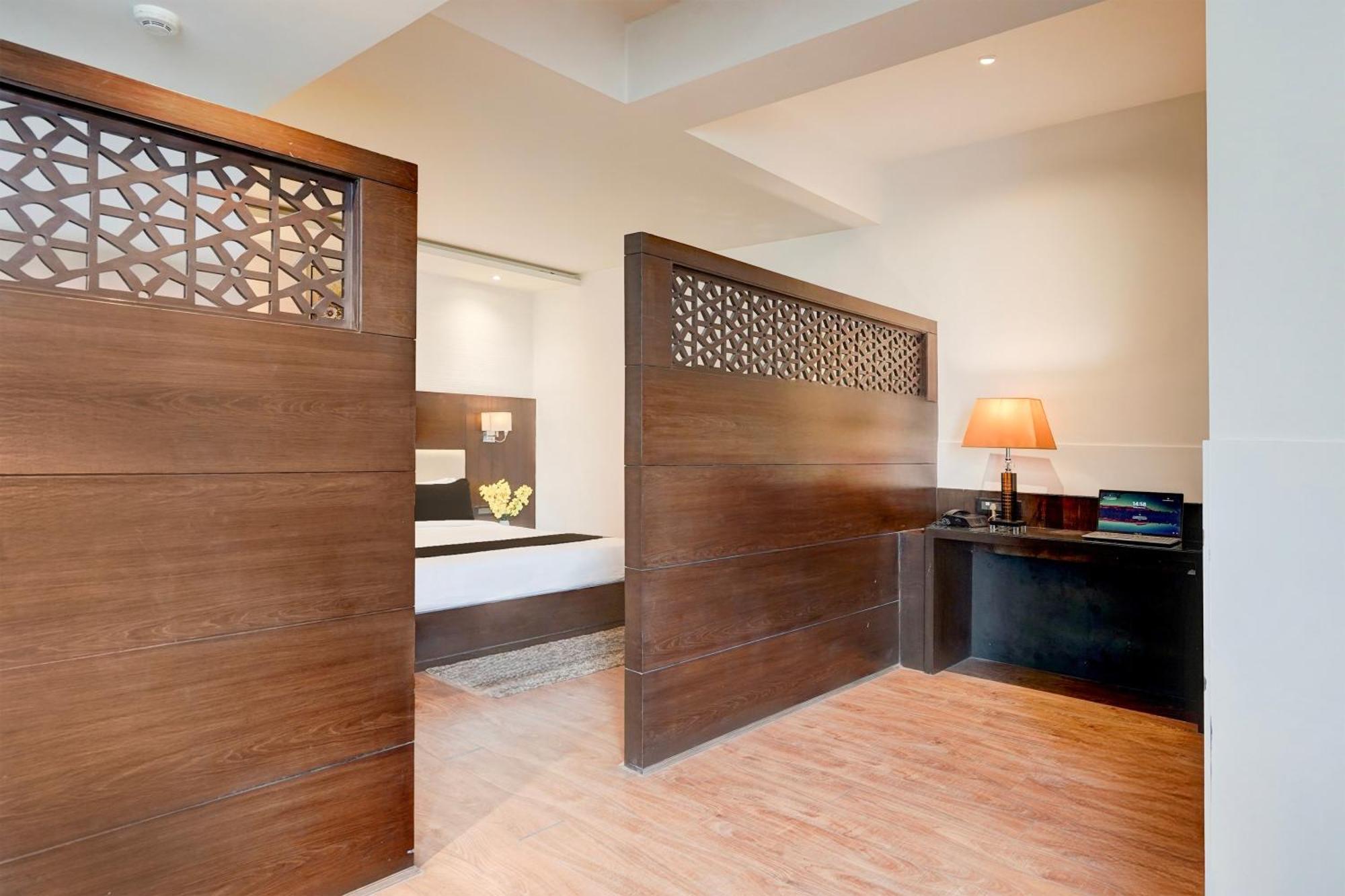 Townhouse Oak Agra Near Sultanganj Puliya Formerly Bb Grand المظهر الخارجي الصورة