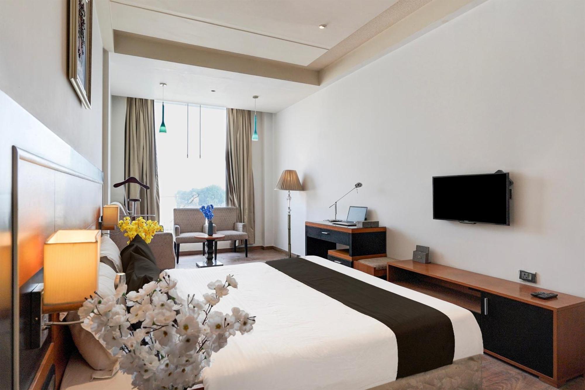 Townhouse Oak Agra Near Sultanganj Puliya Formerly Bb Grand المظهر الخارجي الصورة
